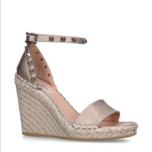 Valentino Garavani Woman Rockstud Wedge Espadrilles, S69 SKIN/NAT, Size 37
